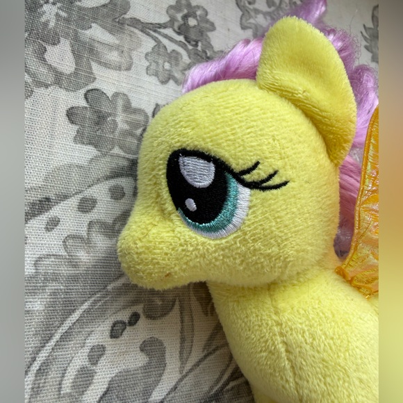 TY 2014 My Little Pony Hasbro Fluttershy Yellow Plush Pony with Metallic Wings - Picture 9 of 14